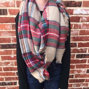 BLANKET SCARF